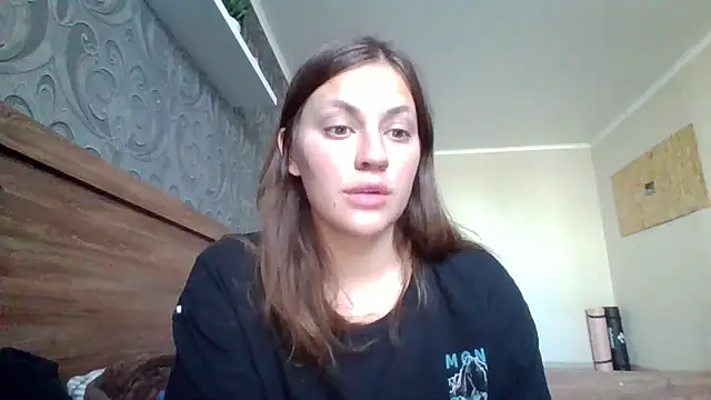 Baby Mon online show from 09/13/25, 10:26