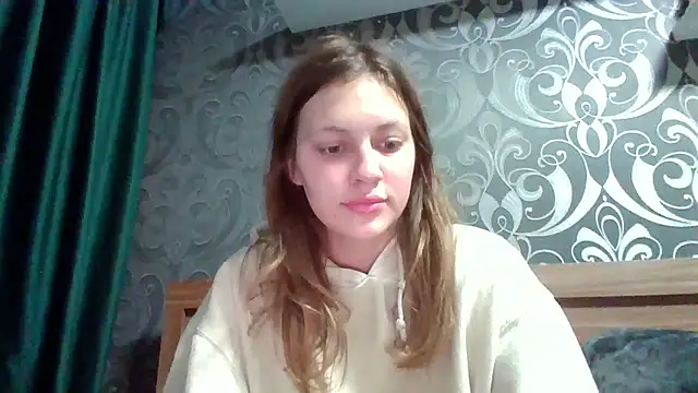 Baby Mon online show from 10/28/25, 04:27