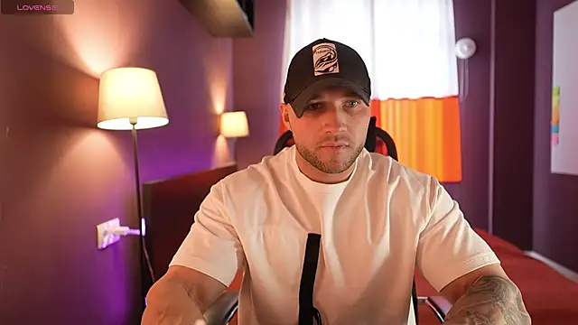 RikAdlerr online show from 04/10/26, 08:19