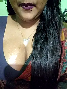 Snapshot of JIYA-04 chatting on 06/04/26, 05:30 JIYA-04 online show from 06/04/26, 05:30