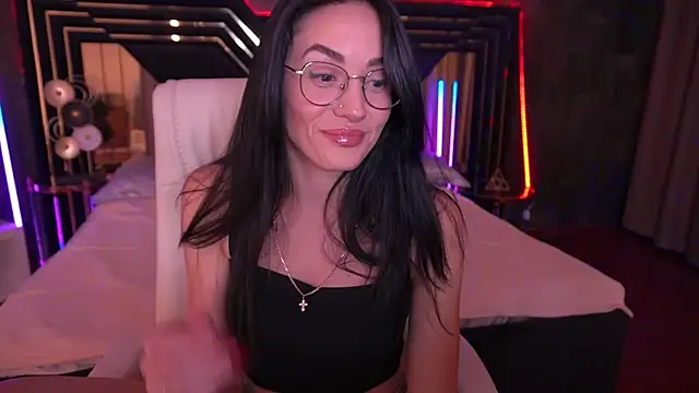 EviLune online show from 09/21/25, 08:10