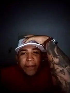 Snapshot of SOY0119DIEGO chatting on 10/01/25, 01:22 SOY0119DIEGO online show from 10/01/25, 01:22