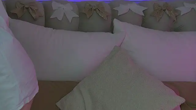 miamunn online show from 11/30/25, 08:24