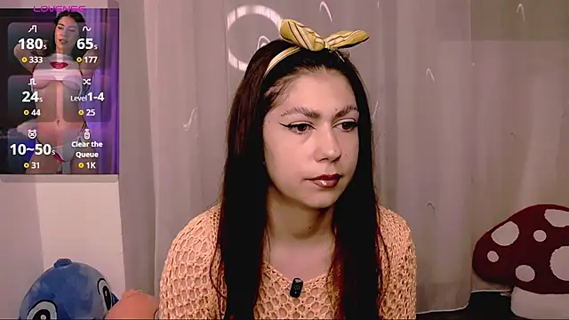 M1kaylaRaven online show from 10/04/25, 03:37