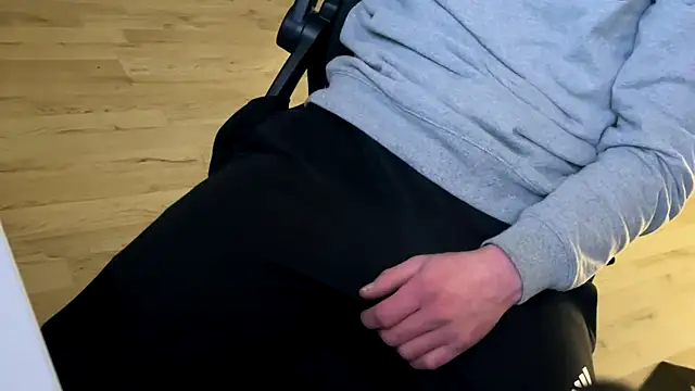 Snapshot of Starfight-Xela chatting on 03/31/26, 09:15 Starfight-Xela online show from 03/31/26, 09:15