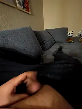 Kuramax4 online show from 12/05/25, 09:51