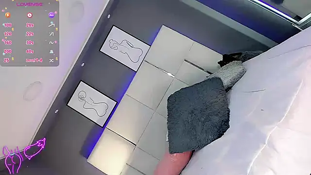 LiaFernandaa online show from 01/11/26, 01:16