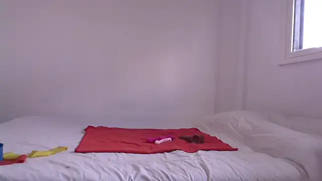 Snapshot of RenataWet chatting on 11/17/25, 05:52 RenataWet online show from 11/17/25, 05:52