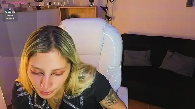 Jennaa Cooper online show from 02/05/26, 10:36