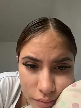 MiiluRosse online show from 11/14/25, 06:06