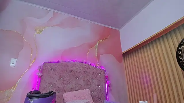 violet taylor  online show from 01/14/26, 02:17