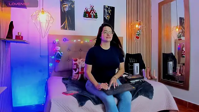  samanthaa foxx online show from 12/21/25, 11:06