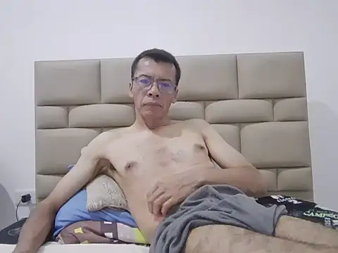 skinnylatino51 online show from 01/08/26, 12:24