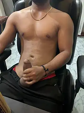 Kartikkartik8595 online show from 06/29/26, 11:05