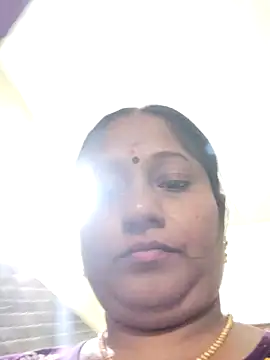 Snapshot of papukurty chatting on 04/29/26, 02:37 papukurty online show from 04/29/26, 02:37