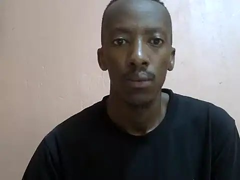 Snapshot of shadez94 chatting on 09/24/25, 05:22 shadez94 online show from 09/24/25, 05:22