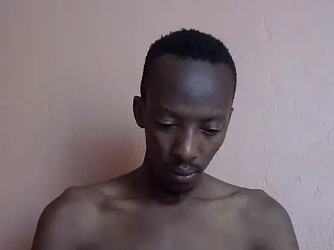 Snapshot of shadez94 chatting on 10/15/25, 10:15 shadez94 online show from 10/15/25, 10:15