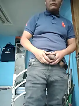 Teddybrocshow0011 online show from 11/01/25, 10:45