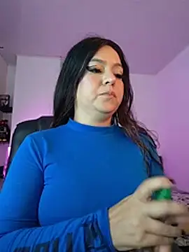 Abbyjoness21 online show from 12/17/25, 07:20