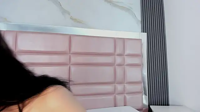 MaddieStark online show from 10/01/25, 06:58