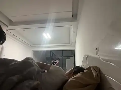 qingchungirl online show from 10/27/25, 11:14