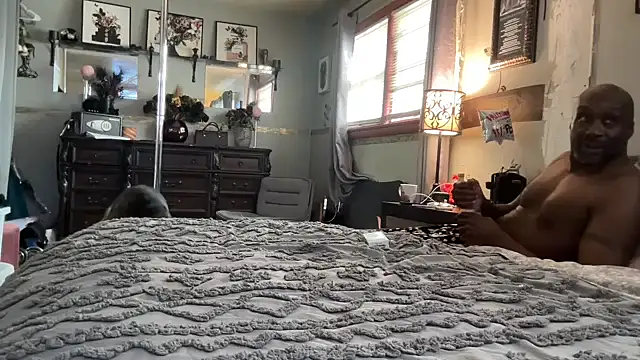 sexyred77713 online show from 03/06/26, 07:10