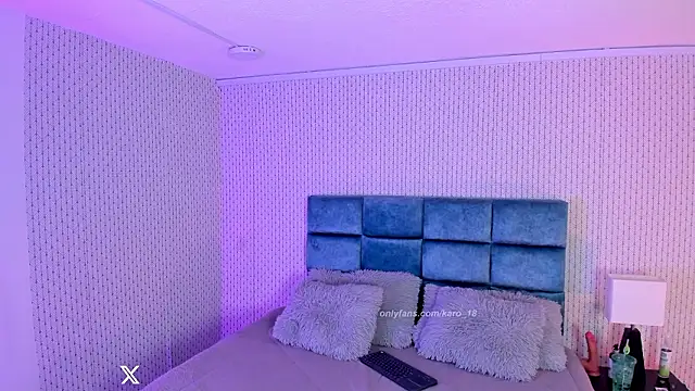 karoliine jones online show from 03/14/26, 09:31