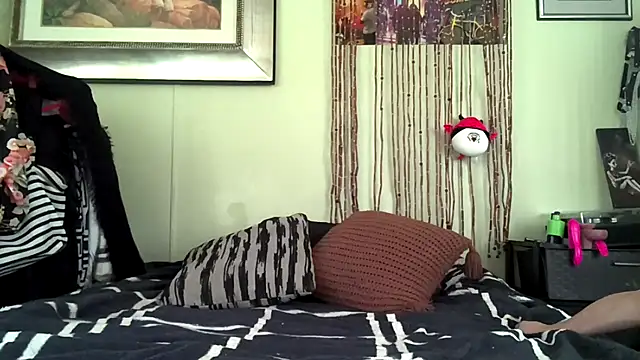 Keikomiller online show from 10/16/25, 09:16