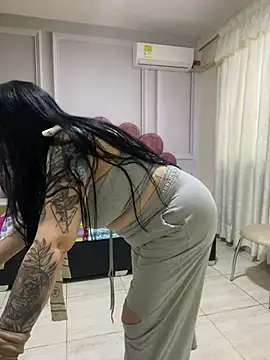 Sweet vicky hot online show from 03/04/26, 12:00