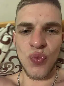 macho1347 online show from 10/18/25, 10:43