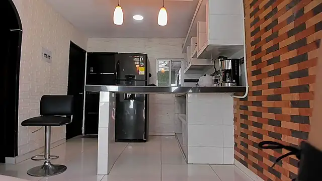 violetta pretty online show from 11/12/25, 07:57