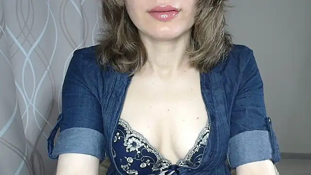 miss  Sophie online show from 07/07/26, 06:47