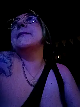 Snapshot of Dulcedeanis chatting on 02/17/26, 01:13 Dulcedeanis online show from 02/17/26, 01:13