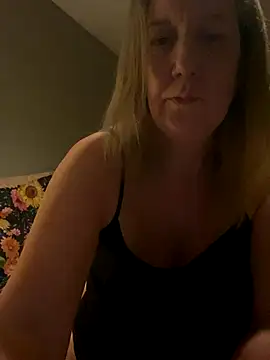 X-Victoria-X online show from 10/02/25, 03:02