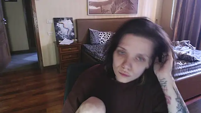 enchanting chloe online show from 11/22/25, 11:31