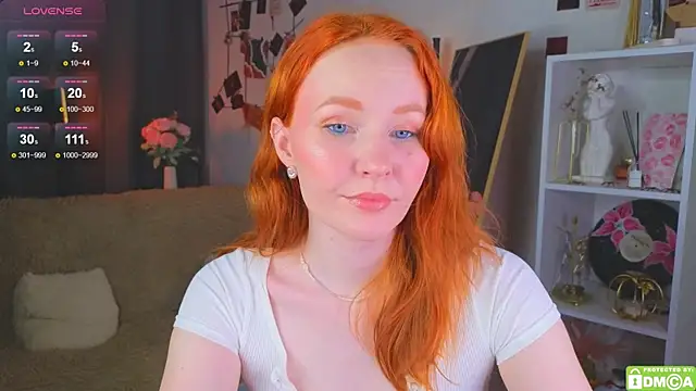 JoyceJones online show from 11/07/25, 07:03