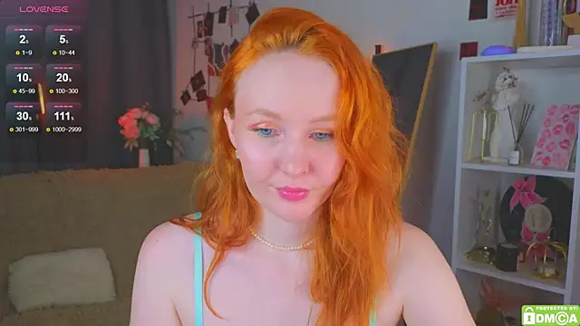 JoyceJones online show from 11/29/25, 08:12