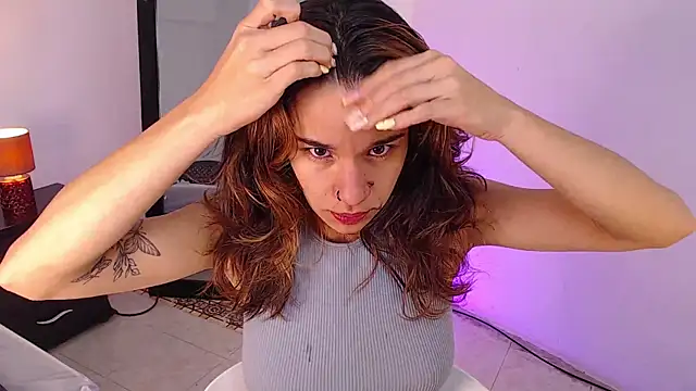 miascarlet 16 online show from 01/13/26, 01:27