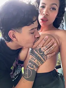 Rose-andres online show from 11/30/25, 08:02