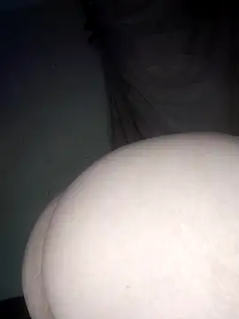 yaraa49 online show from 12/21/25, 12:29