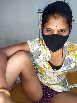 Snapshot of ranisanthutelugu chatting on 09/18/25, 04:09 ranisanthutelugu online show from 09/18/25, 04:09