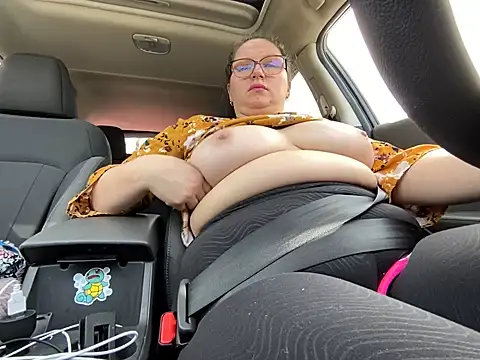 GirlSquirt online show from 10/28/25, 04:42