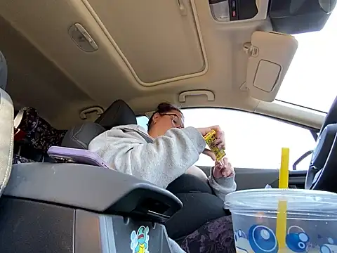 GirlSquirt online show from 11/02/25, 07:05