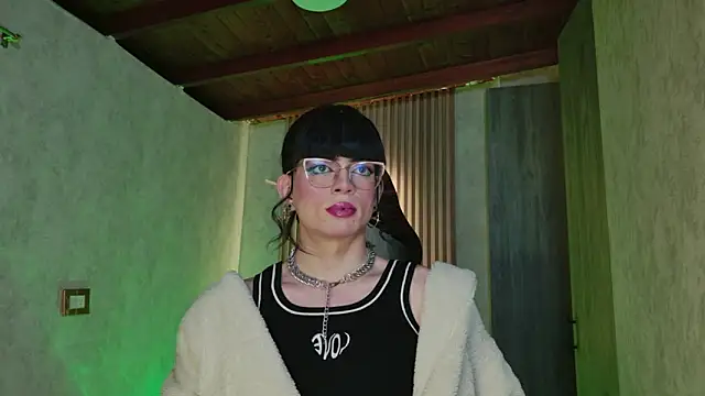 Taurito    online show from 12/15/25, 11:42