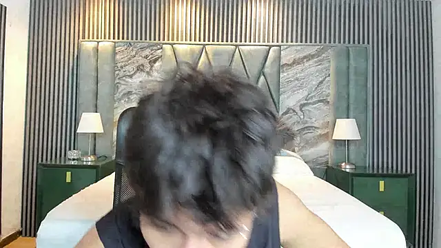 Michael blue online show from 03/28/26, 07:24