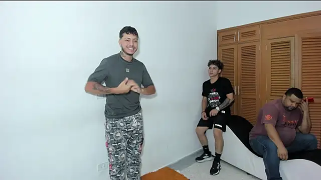 brutal sex room2k online show from 10/16/25, 01:23