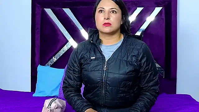 cuteeimy online show from 11/24/25, 06:51