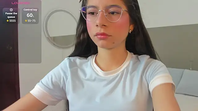 carlina 15 online show from 02/09/26, 12:31