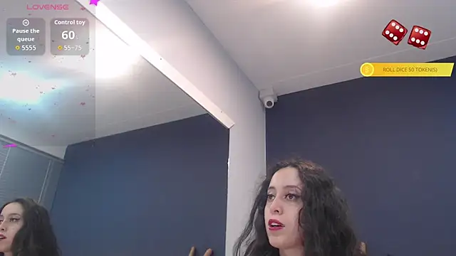 KendraaSimons online show from 12/17/25, 08:04