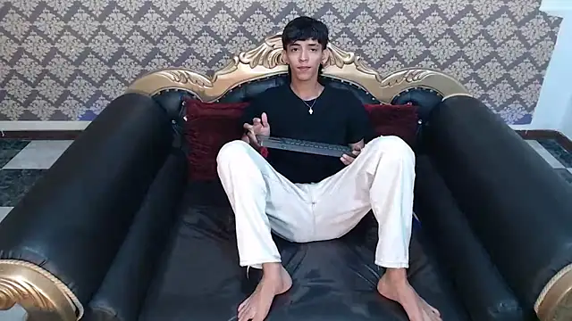 Sebas cat online show from 09/11/25, 11:27